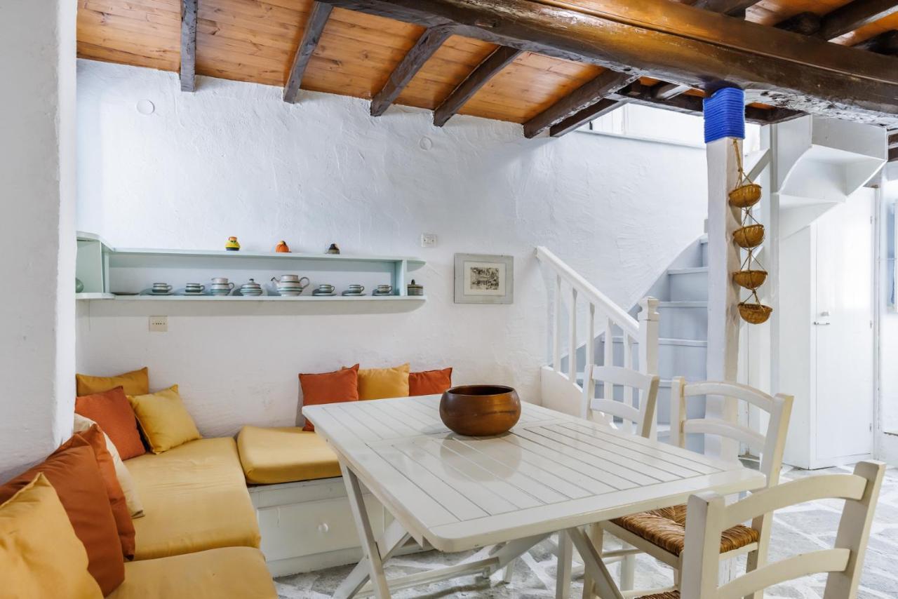 The Lemon Tree House * Skopelos